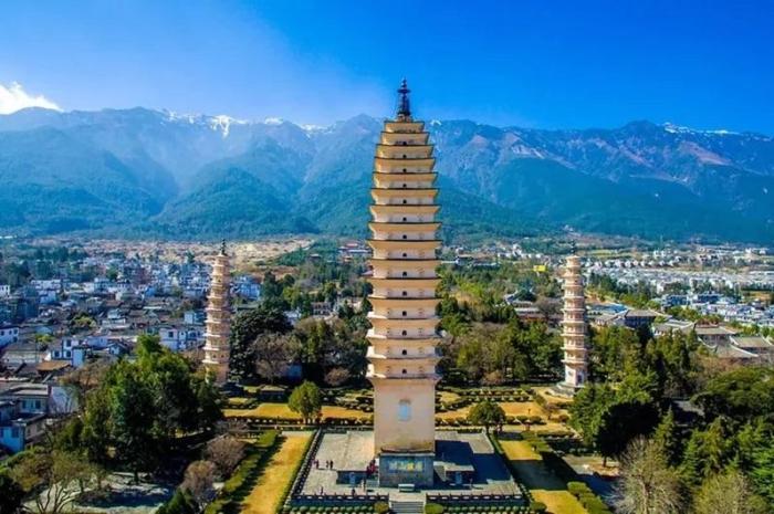 A scenic view of Dali Chongshengsi Santa