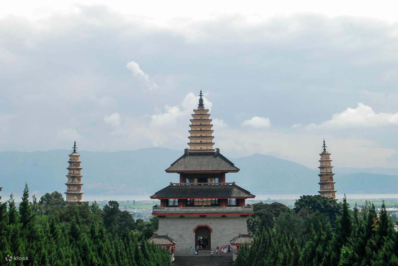A scenic view of Dali Futusi Ta