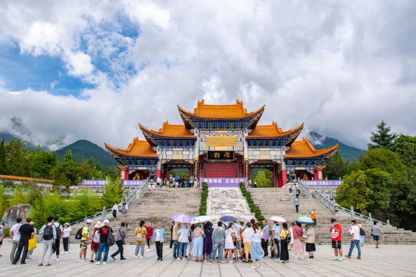 A scenic view of Dali Futusi Ta
