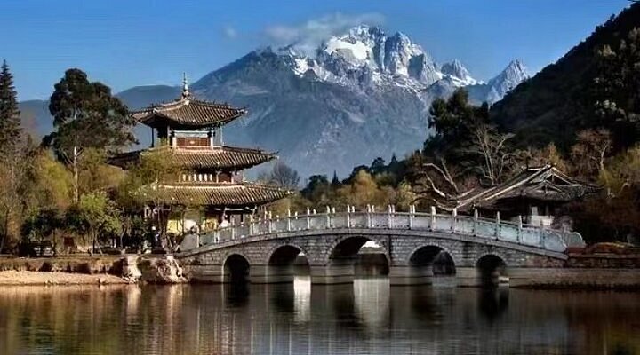 A scenic view of Dali Yunnan Tidufu Jiuzhi