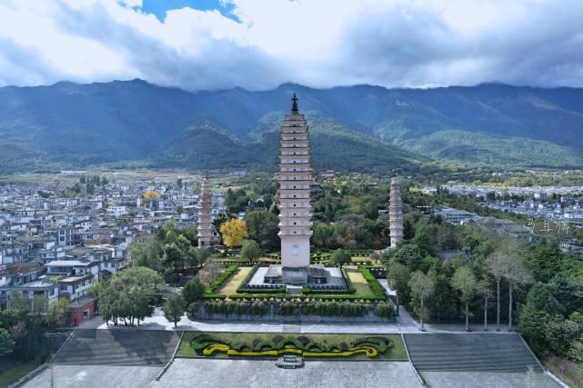 A scenic view of Dali Yunnan Tidufu Jiuzhi