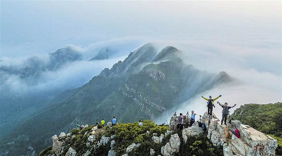 A scenic view of Dalian Daheishan Shancheng