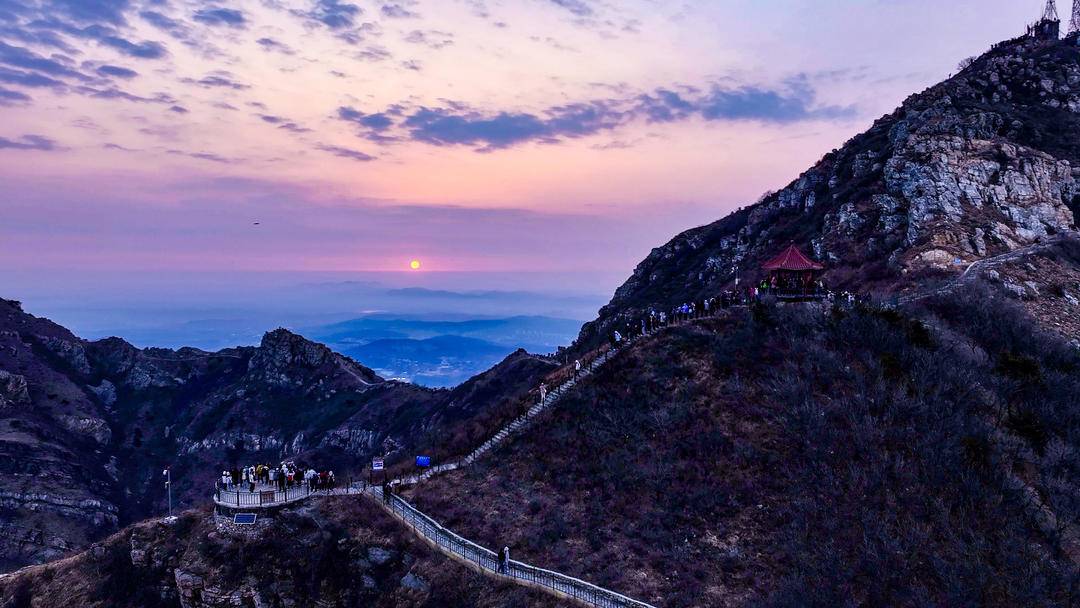 A scenic view of Dalian Daheishan Shancheng