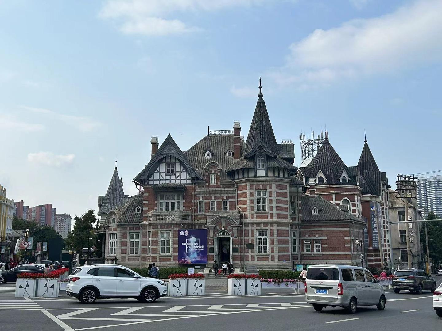 A scenic view of Dalian Eguo Jianzhu