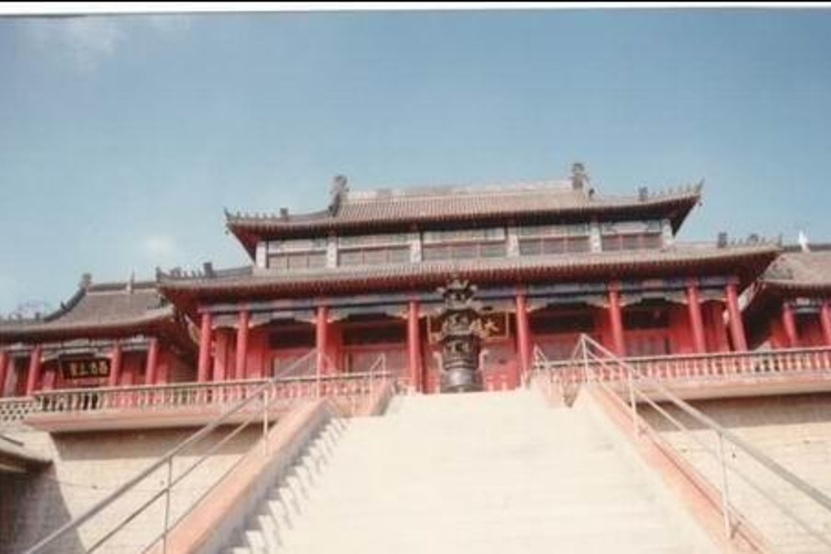 A scenic view of Dalian Weibashan Cheng