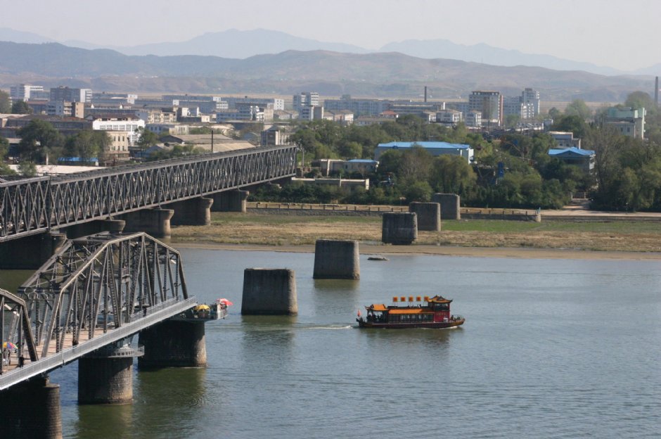 A scenic view of Dandong Yalujiang Duanqiao