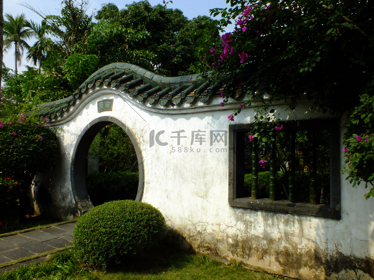 A scenic view of Danzhou Dongpo Shuyuan