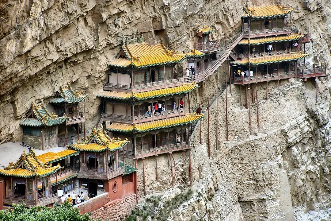 A scenic view of Datong Hengshan Hanging Temple