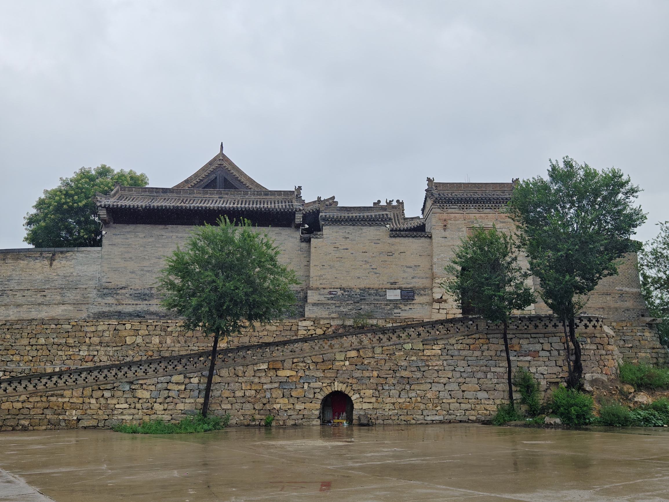 A scenic view of Datong Lu Lu Shen Ci