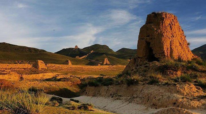A scenic view of Datong Pingcheng Ruins