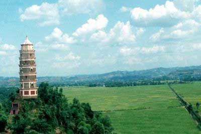 A scenic view of Dazhou Kaijiang Paifang