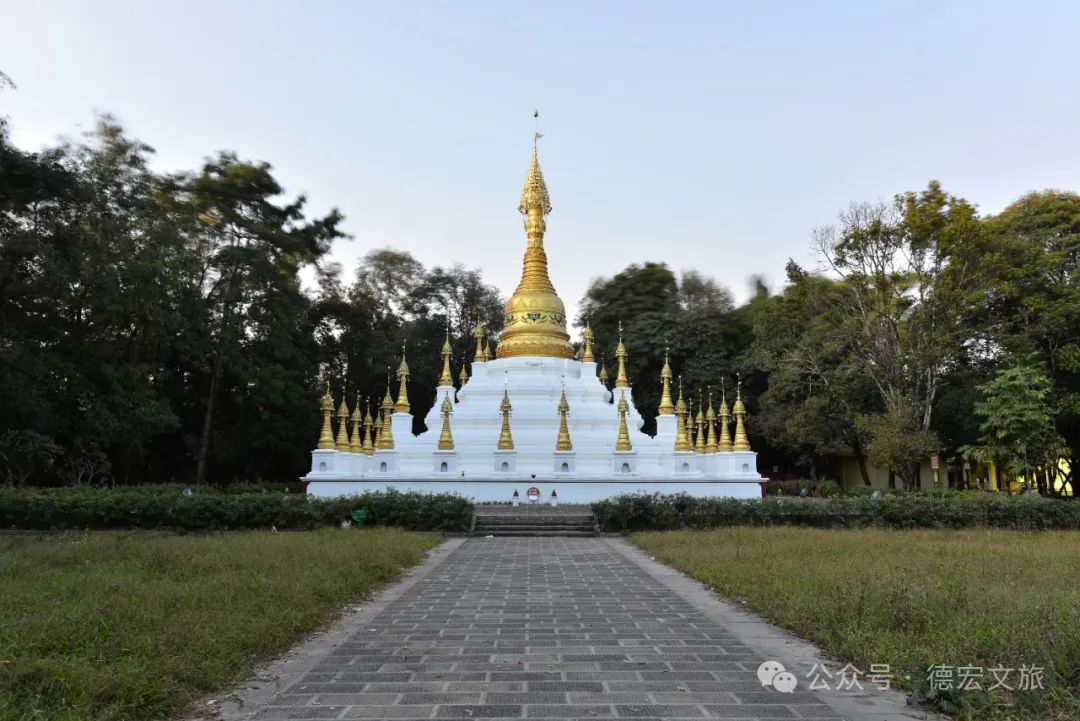 A scenic view of Dehong Yunyanta