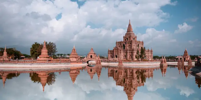 A scenic view of Dehong Yunyanta