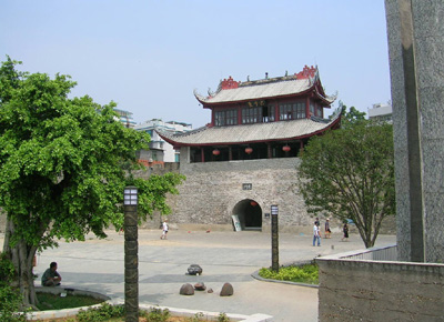 A scenic view of Deyang Longjusi Zhongdian