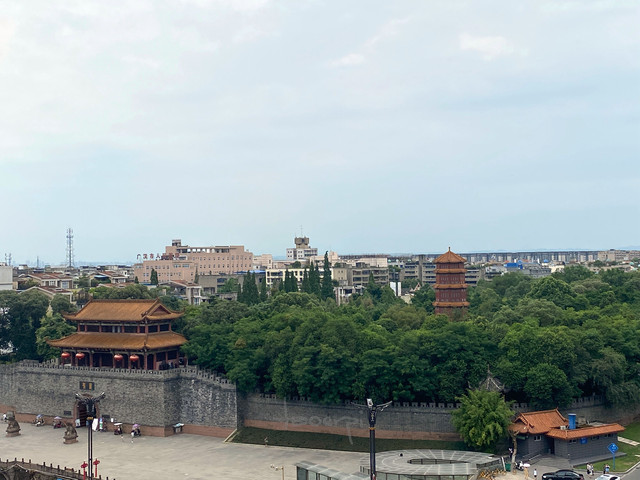 A scenic view of Deyang Luocheng Yizhi
