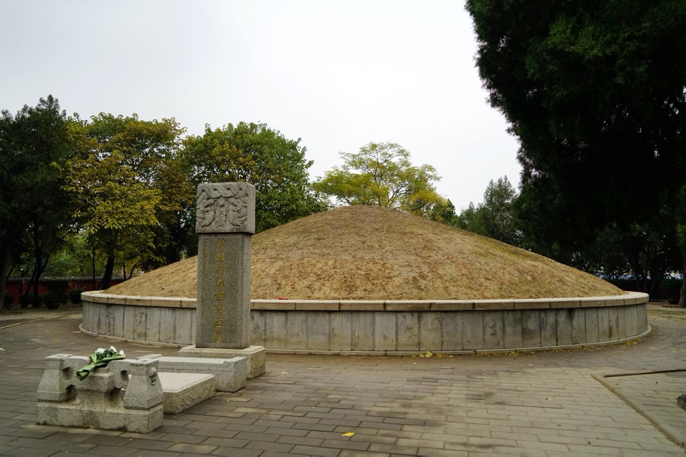 A scenic view of Dezhou Suluhuang Mu