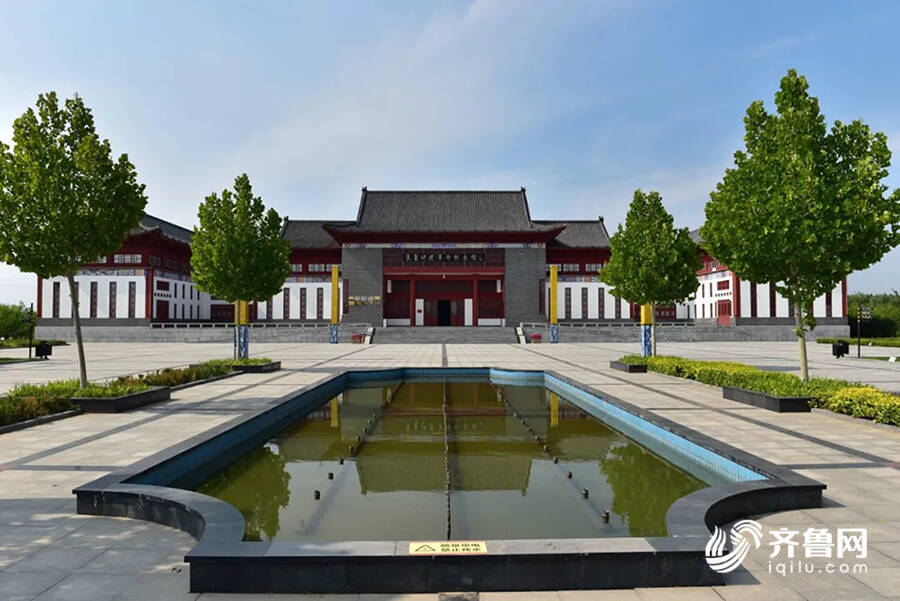 A scenic view of Dezhou Suluhuang Mu