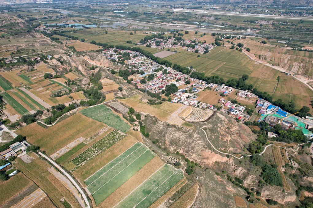 A scenic view of Dingxi Majiayao Yizhi