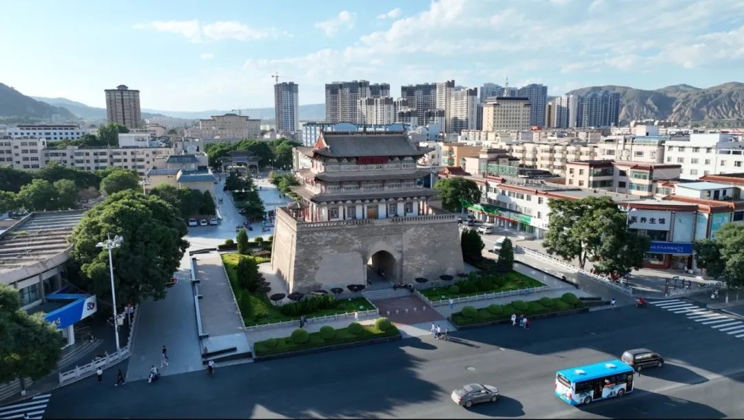 A scenic view of Dingxi Weiyuanlou