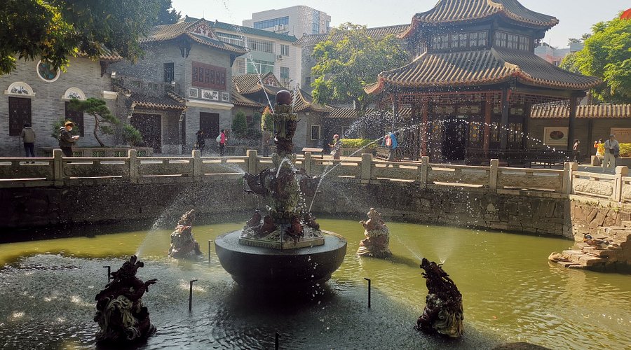 A scenic view of Foshan Qinghuiyuan