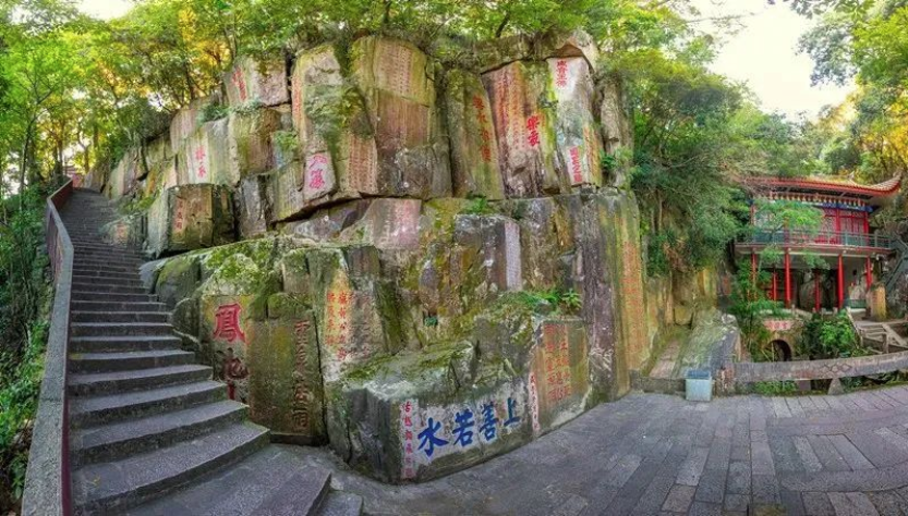 A scenic view of Fuzhou Gushan Moya Shike