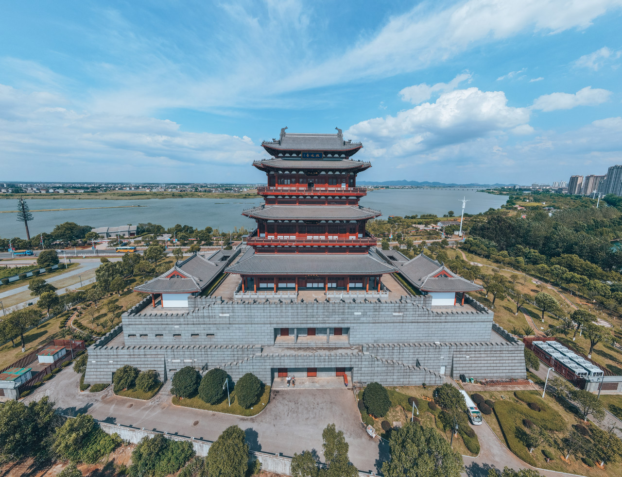 A scenic view of Fuzhou Hufang Zhonggong Mingan Shengwei Jiuzhi
