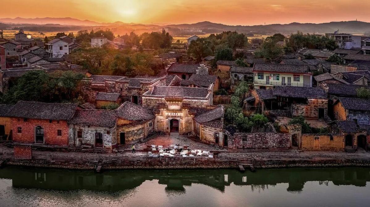 A scenic view of Fuzhou Hufang Zhonggong Mingan Shengwei Jiuzhi