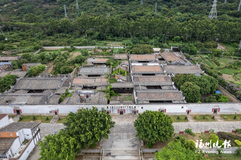 A scenic view of Fuzhou Jiutouma Minju