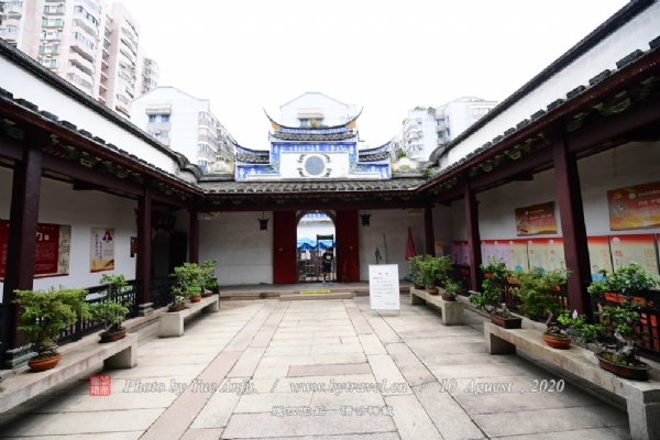 A scenic view of Fuzhou Linzexu Zhai Yu Ci