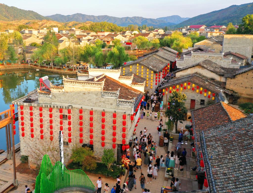 A scenic view of Fuzhou Liukengcun Gu Jianzhuqun