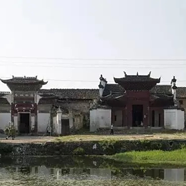 A scenic view of Fuzhou Longtu Cishi Pailoumen