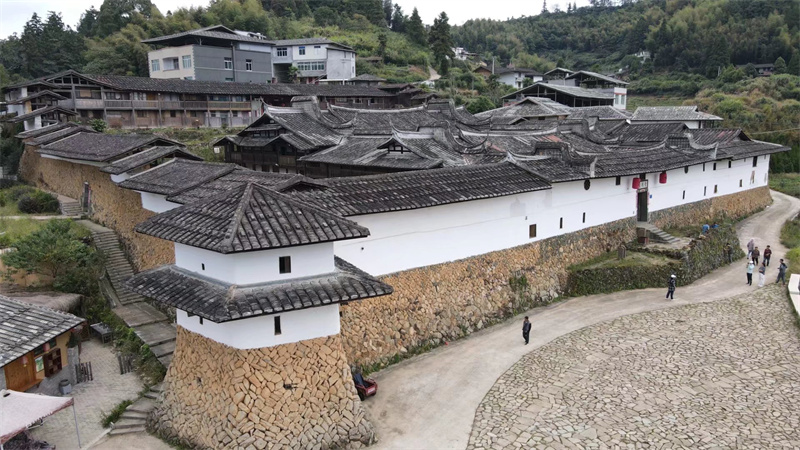 A scenic view of Fuzhou Mingshanshi