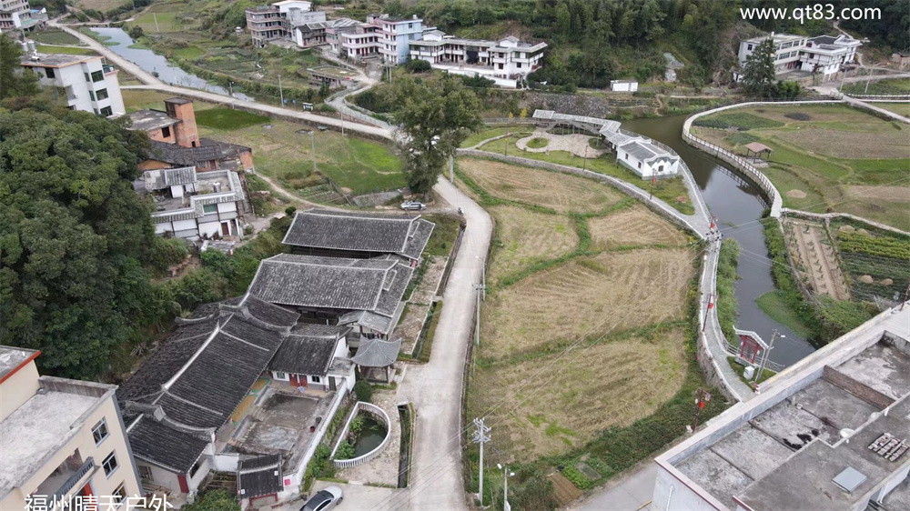 A scenic view of Fuzhou Mingshanshi