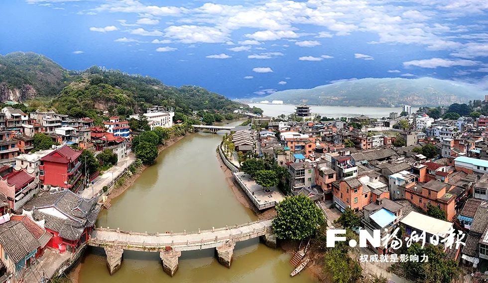 A scenic view of Fuzhou Tingjiang Paotai