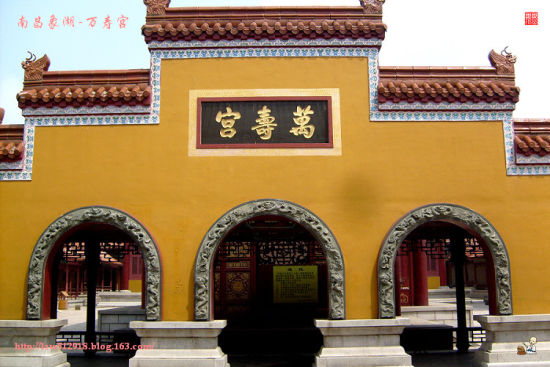 A scenic view of Fuzhou Yulong Wanshougong