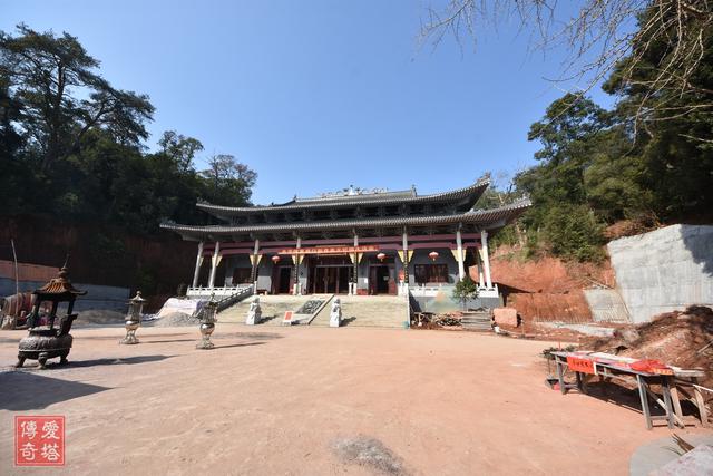 A scenic view of Ganzhou Dabaoguangta