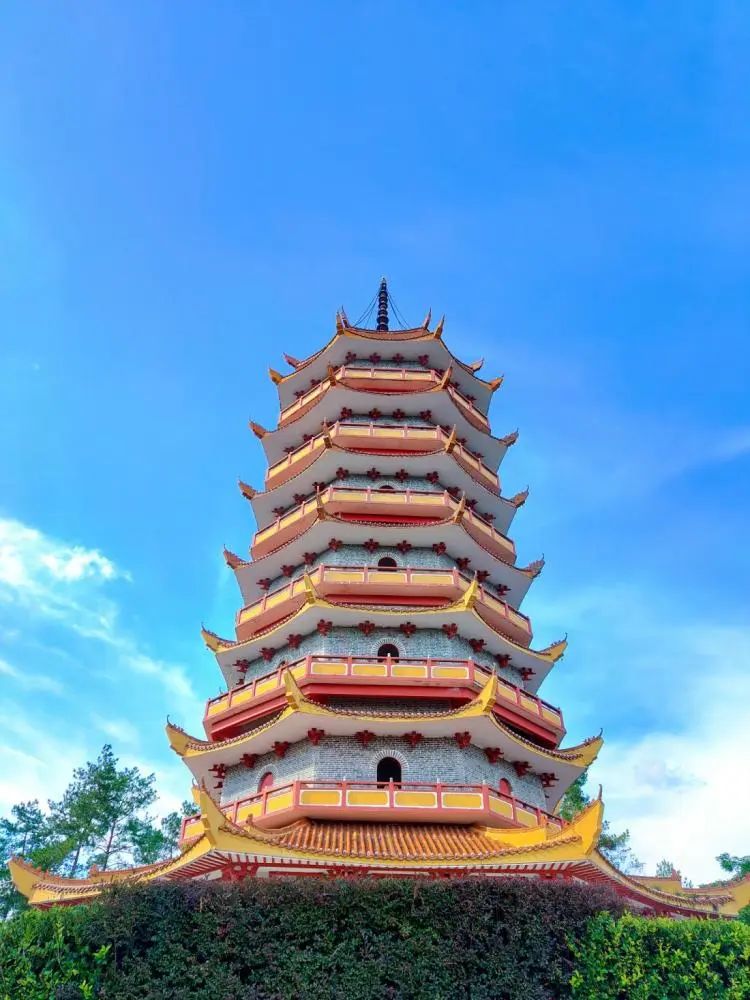 A scenic view of Ganzhou Fotao