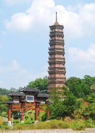 A scenic view of Ganzhou Fotao