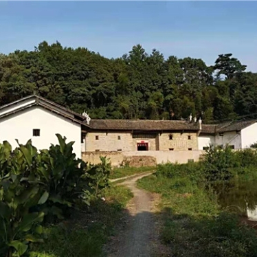 A scenic view of Ganzhou Jingtang Zhonggong Zhongyang Fenju Banshichu Jiuzhi