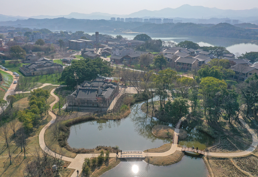 A scenic view of Ganzhou Qilizhen Yaozhi