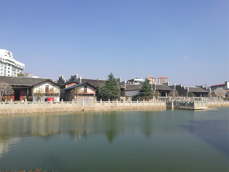 A scenic view of Ganzhou Ruijin Zhongyang Hongjun Xuexiao Jiuzhi