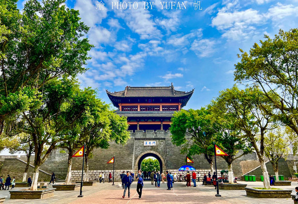 A scenic view of Ganzhou Yongzhenqiao