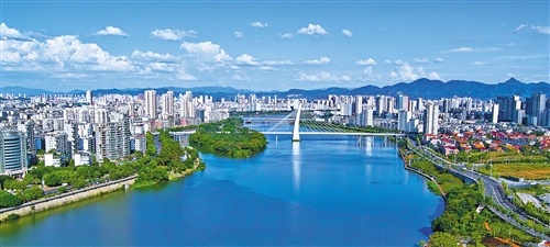 A scenic view of Ganzhou Yongzhenqiao