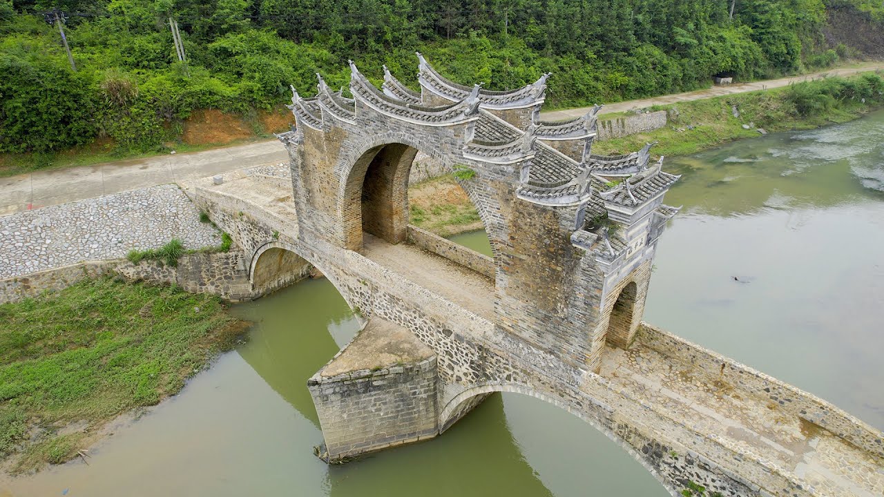 A scenic view of Ganzhou Yudaiqiao