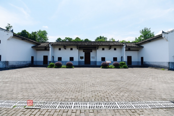 A scenic view of Ganzhou Zhonghua Suweiai Zhongyang Junshi Weiyuanhui Jiuzhi