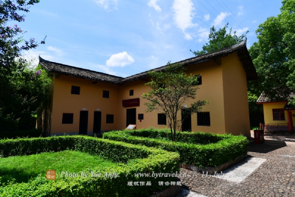 A scenic view of Ganzhou Zhonghua Suweiai Zhongyang Junshi Weiyuanhui Jiuzhi