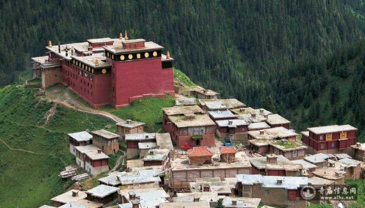 A scenic view of Ganzi Babangsi