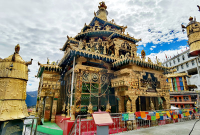 A scenic view of Ganzi Baiyu Gatuosi