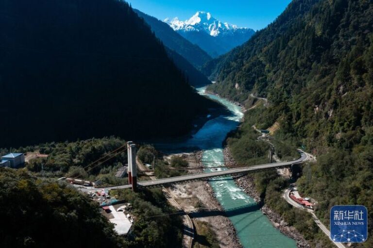 Ganzi Boriqiao: Experience the Unique Culture and Breathtaking Scenery of Garze, Sichuan