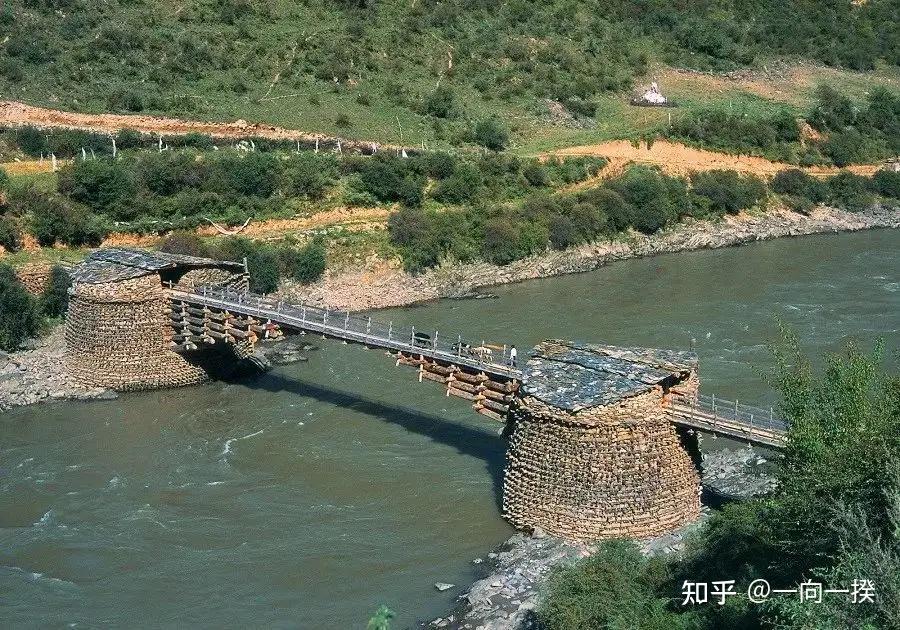 A scenic view of Ganzi Boriqiao